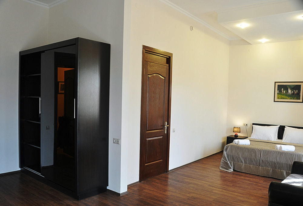 Gold Star Hotel Tbiliszi Kültér fotó