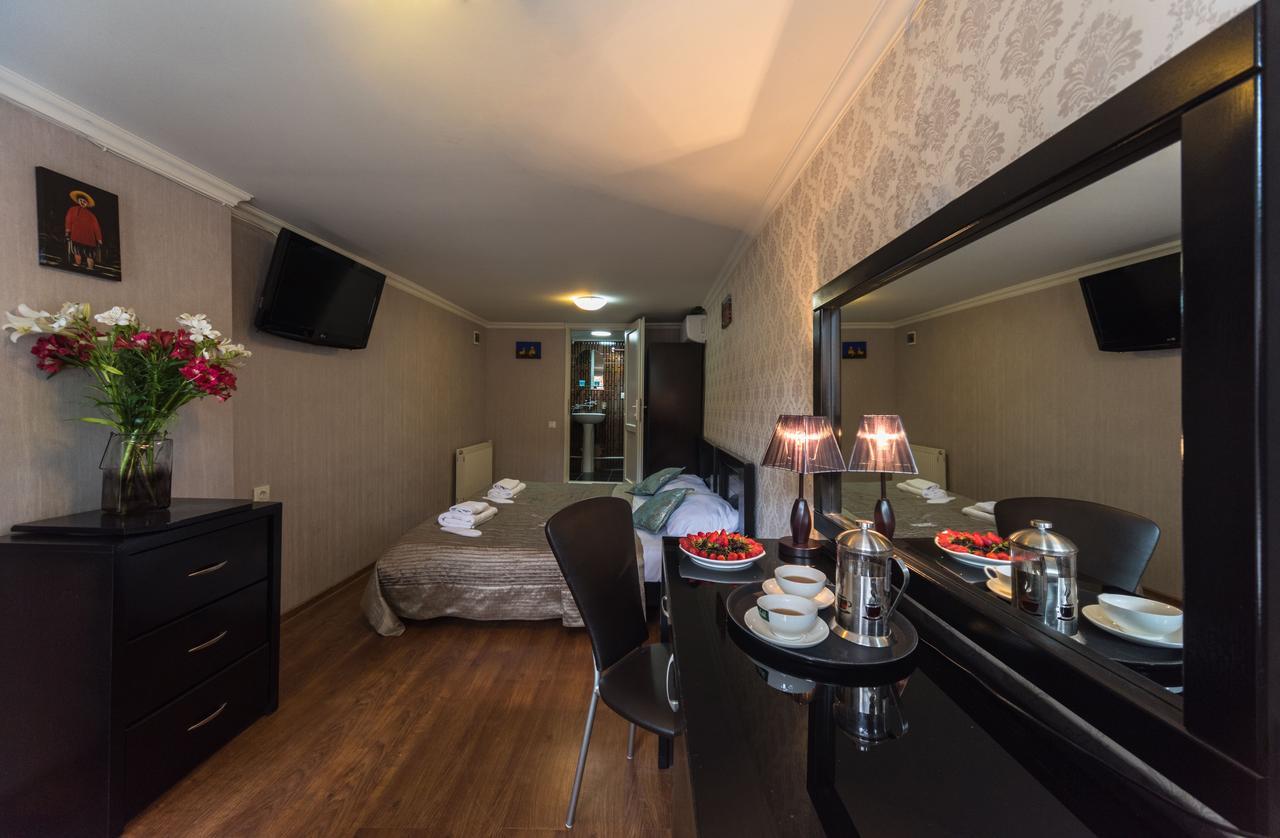 Gold Star Hotel Tbiliszi Kültér fotó