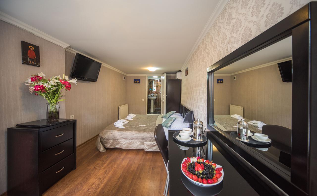 Gold Star Hotel Tbiliszi Kültér fotó